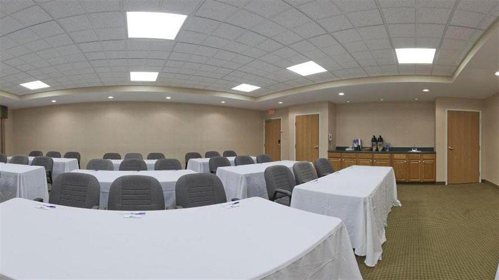 Holiday Inn Express Hotel & Suites Defiance By Ihg Eksteriør billede