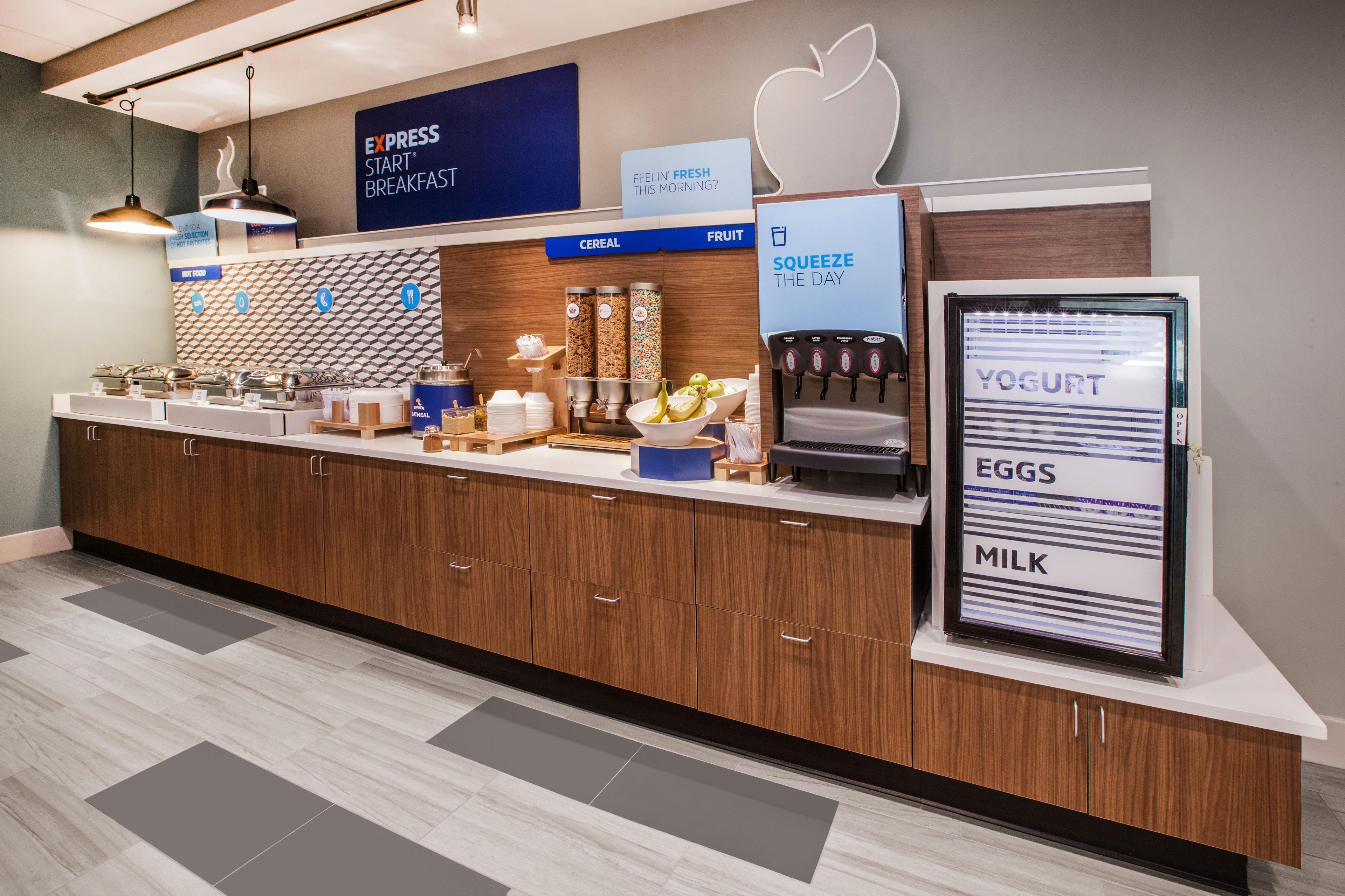 Holiday Inn Express Hotel & Suites Defiance By Ihg Eksteriør billede